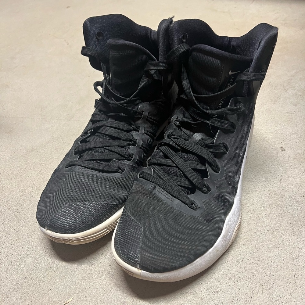 Nike Hyperdunks Basketball Shoes